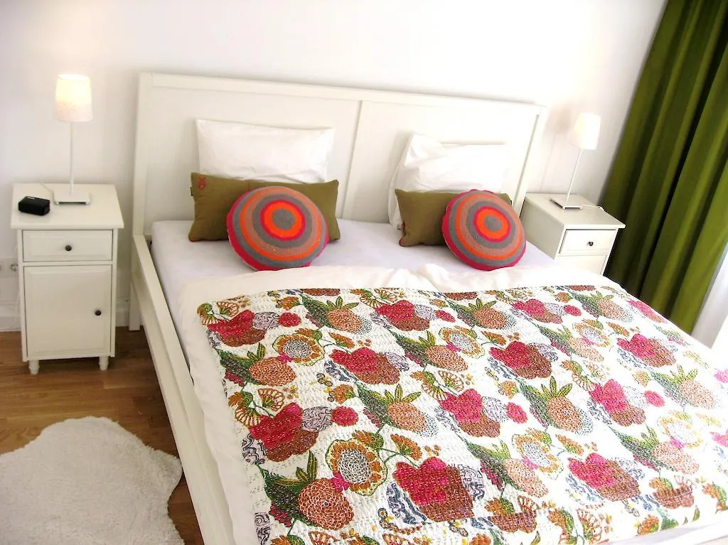 Hanna Apartment Vienne 0*,
